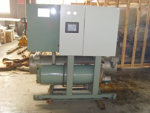 鹤庆酒店中央空调不停机清洗方法介绍